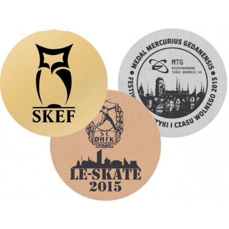 D4 Emblemat grawerowany